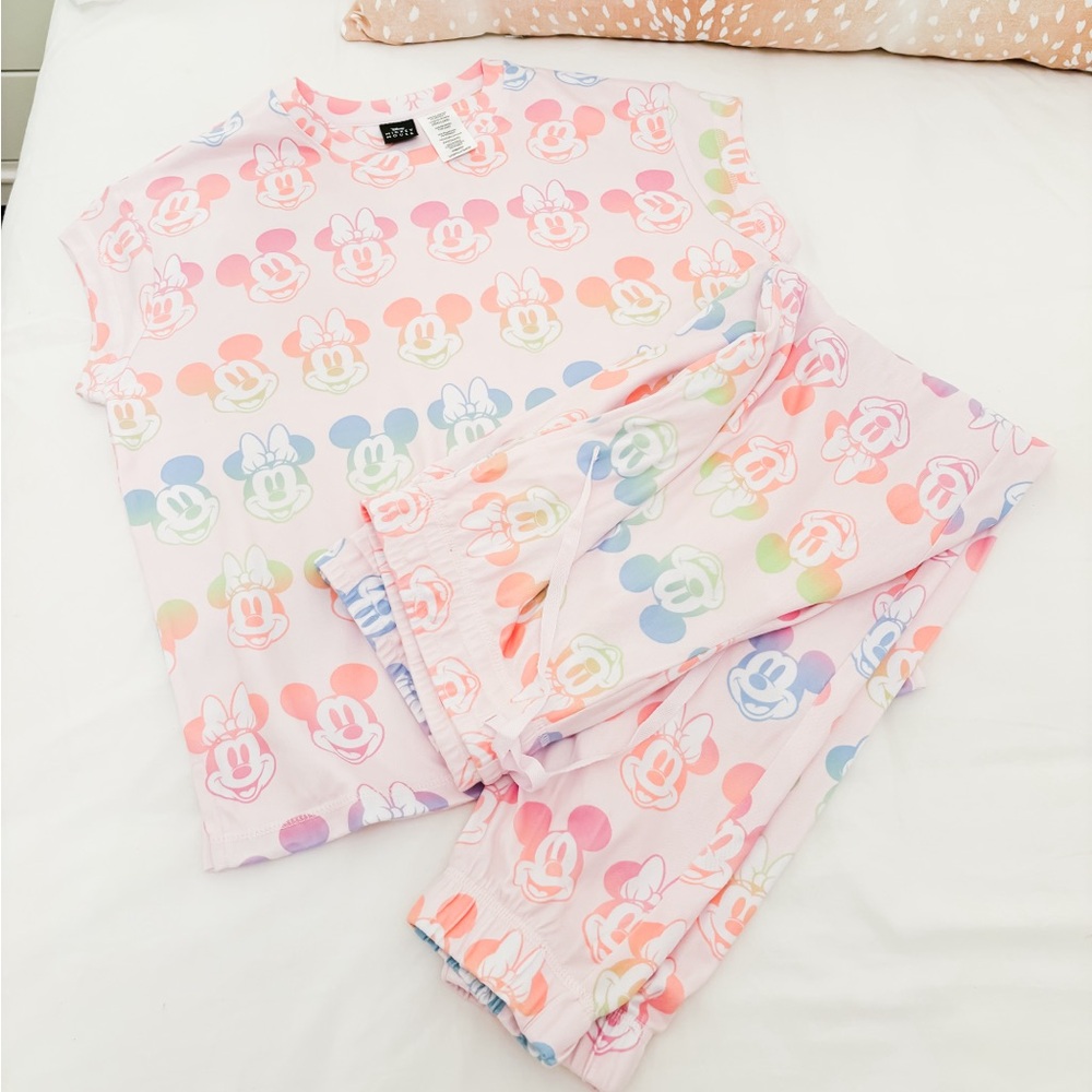 Pastel Disney women's pajamas small brand new